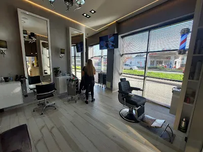 Salon fryzjerski - Trendy Hair Fashion Nowy Sącz